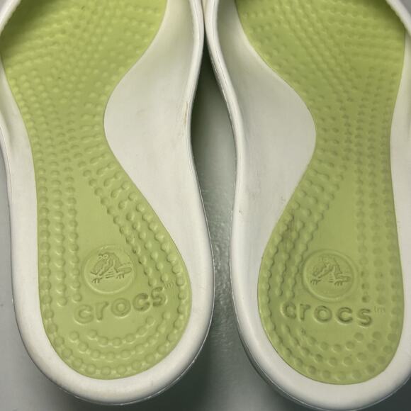 Crocs Sassari Women's US 8 Green Rubber Slip-On Open Toe Wedge Heel Slide Sandal - Picture 7 of 7